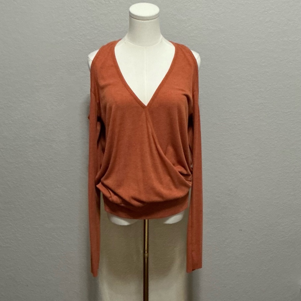 PPLA Rust Orange Draped V-Neck Cold-Shoulder Long Sleeve Top